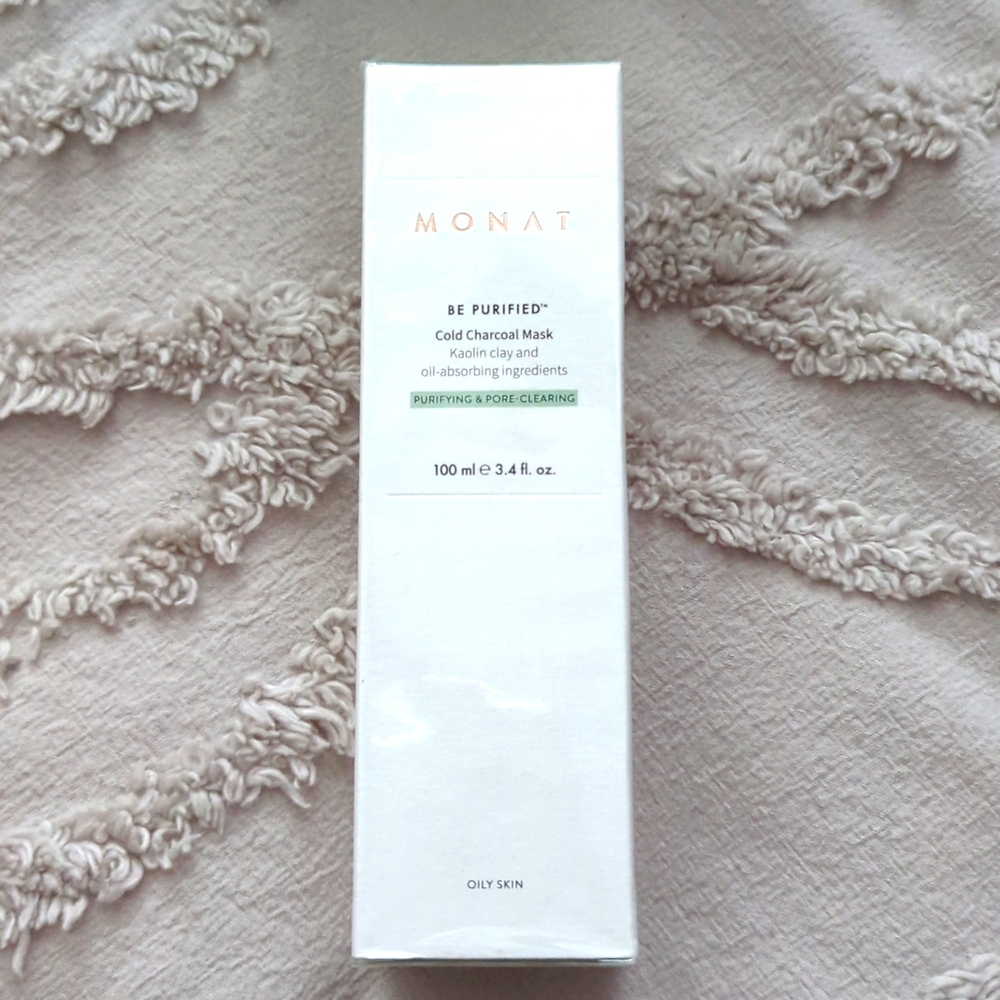 Monat Be Purified Cold Charcoal Mask